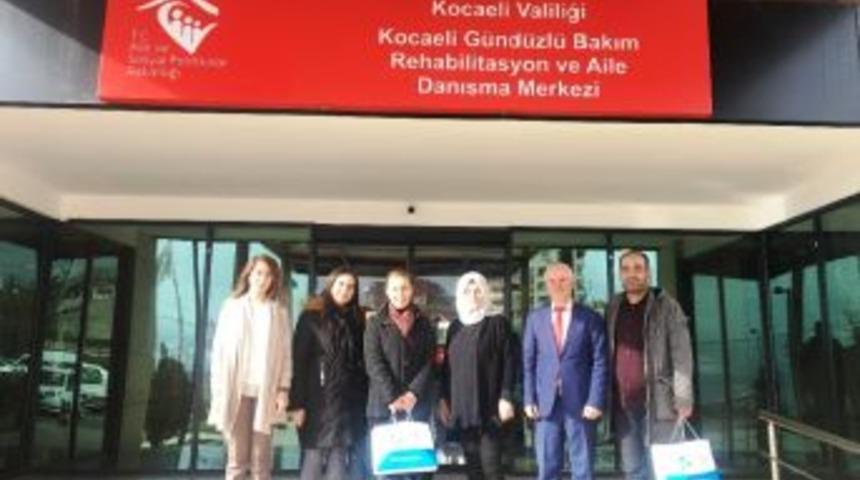 İzmit Belediyesi&rsquo;nin Projeleri Diğer İllere &Ouml;rnek Olacak