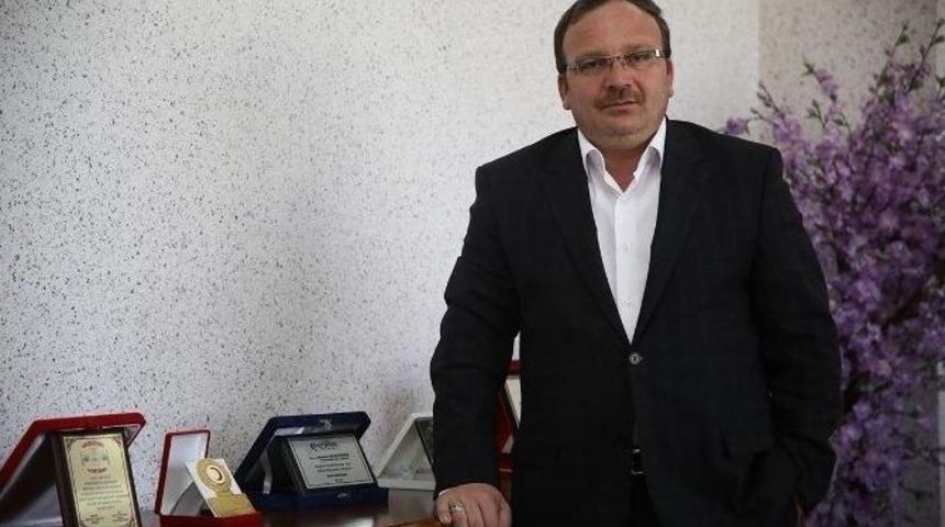 Hendek&rsquo;te 8 Bin 722 Kişi İşe Girdi