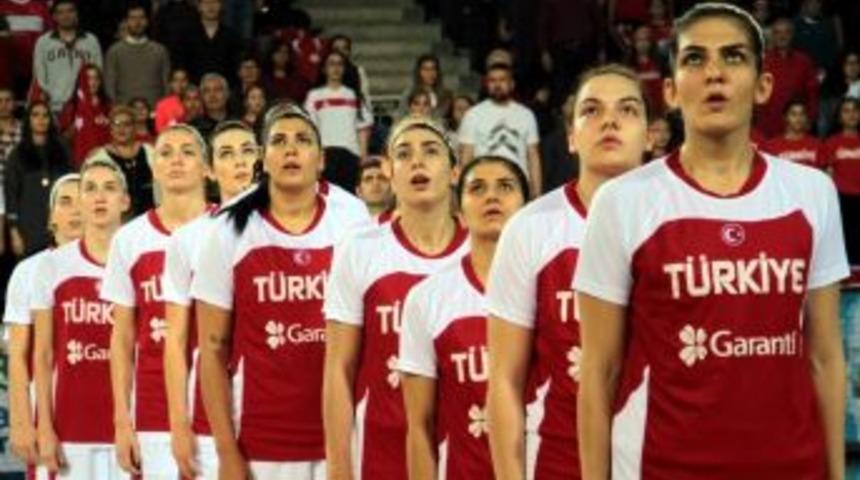 A Milli Kadın Basketbol Takımı Medya İle Buluşacak