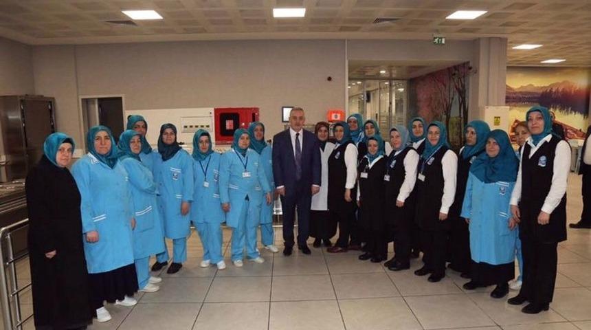 Ey&uuml;psultan Belediyesi&rsquo;nin Yemekhanesine Tam Not