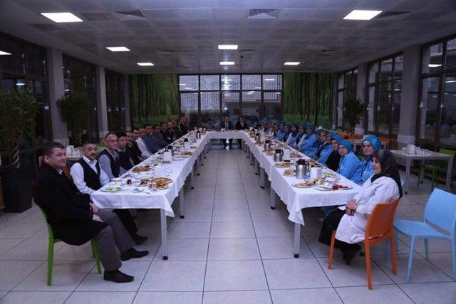 Ey&uuml;psultan Belediyesi&rsquo;nin Yemekhanesine Tam Not 1