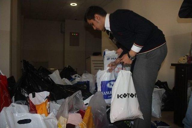 Kayseri Lisesi &Ouml;ğrencileri Uygur T&uuml;rklerini Unutmadı 1