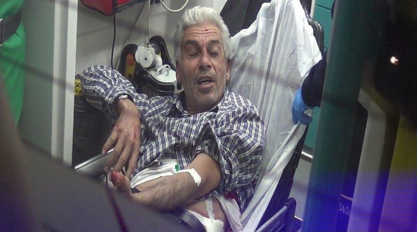 Eşinin Arkadaşını Bı&ccedil;akladı.