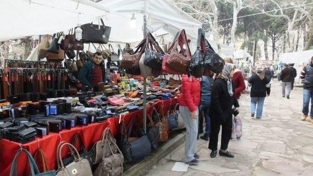 Burhaniye&rsquo;de Festival Pazarı İlgi G&ouml;rd&uuml; 2