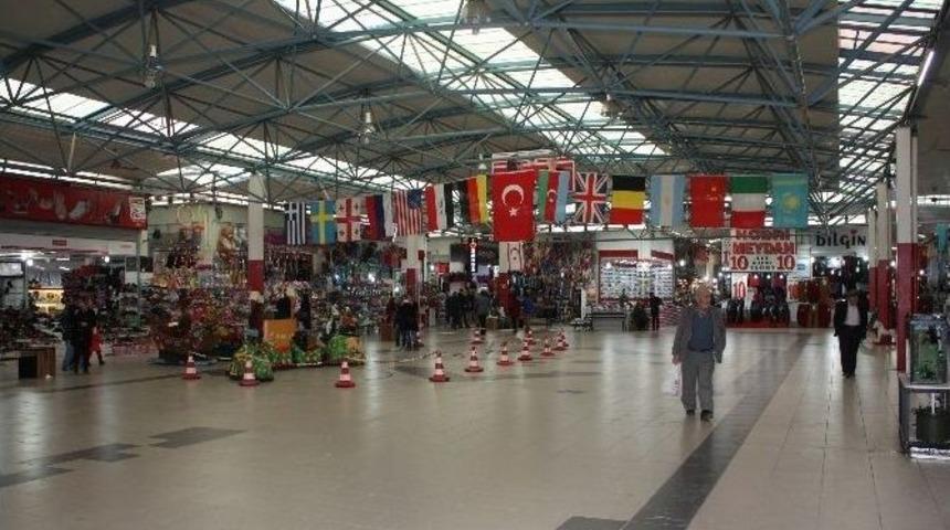 Yabancılar &Ccedil;arşısı Havalanacak