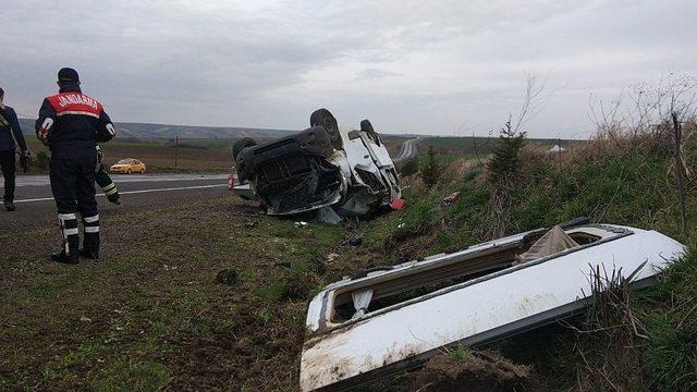 Tekirdağ’da Minibüs Devrildi: 4 Yaralı