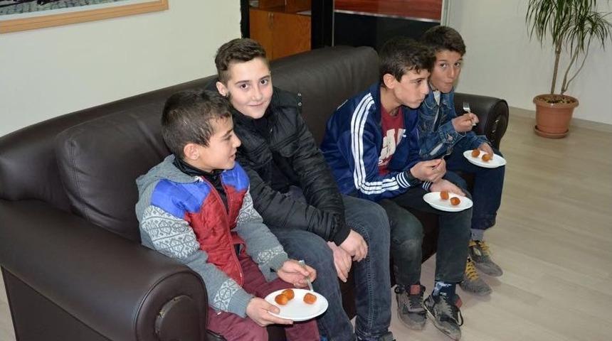 G&uuml;roymak&rsquo;ta &ldquo;yavrularımızla Kucaklaşıyoruz&rdquo; Etkinliği