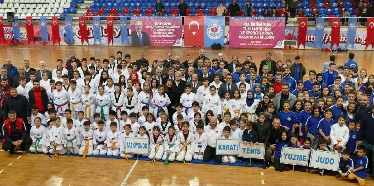 B&uuml;y&uuml;kşehir Belediyespor&rsquo;un 2018 Sezon A&ccedil;ılışı Yapıldı