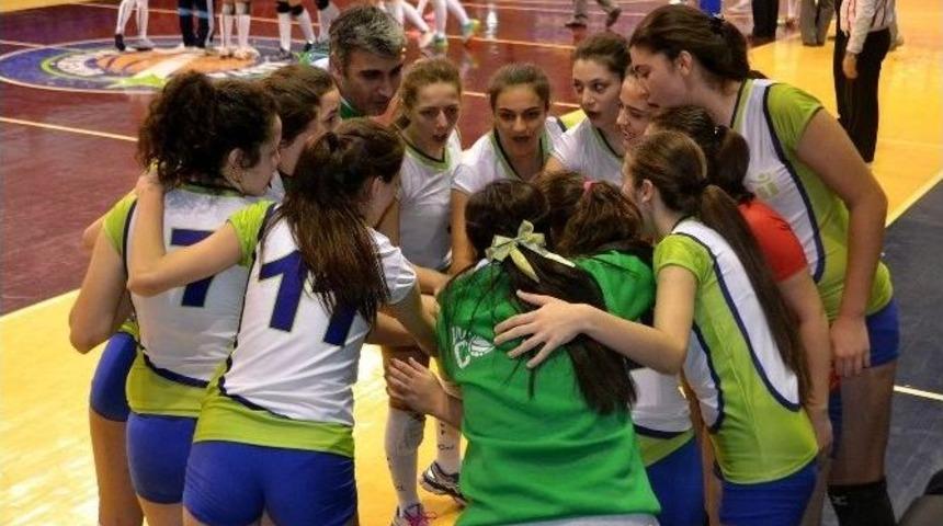 Tepebaşı&rsquo;nın Kızları 3. Lig Yolunda