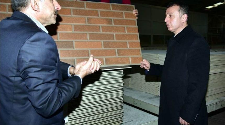 Vali B&uuml;y&uuml;kakın&rsquo;dan Kentteki Fabrikalara Ziyaret