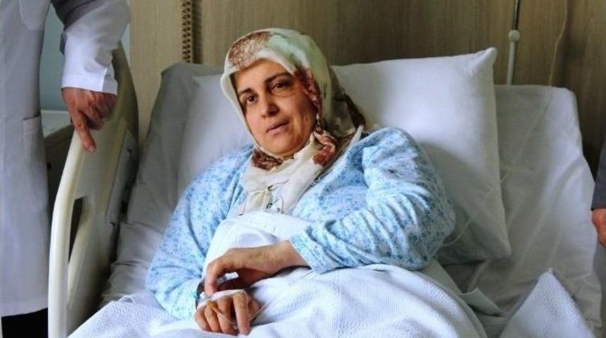 Beyin Kanaması Ge&ccedil;iren Kadın Ameliyatla Kurtuldu