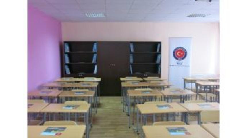 G&uuml;rcistan&rsquo;da Eğitime Destek Devam Ediyor