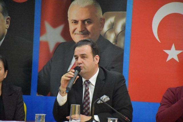 Ak Parti Tepebaşı İlçe Yönetimininden Ayda 3 Bini Aşkın Ev Ziyareti