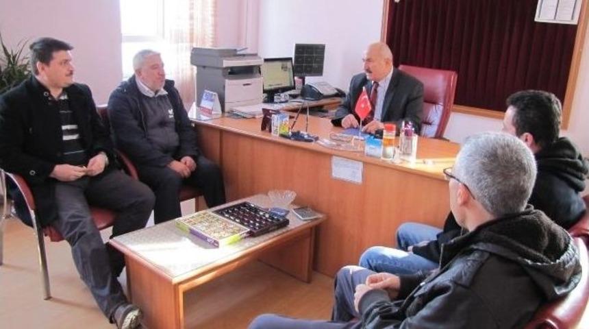 Atat&uuml;rk İlkokulu M&uuml;d&uuml;r&uuml; Değirmenci&rsquo;ye &rdquo;hayırlı Olsun&rdquo; Ziyareti