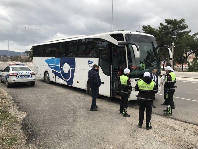 Şehirlerarası Otobüslerde Emniyet Kemeri Denetimi