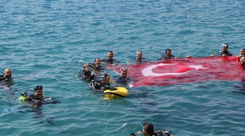 Başkan Tuna, Engelleri Aşmak İ&ccedil;in Daldı