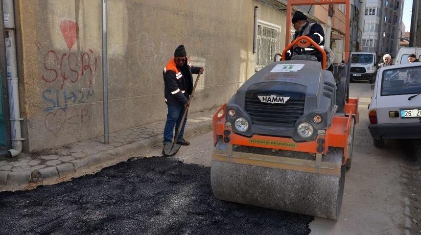 Tepebaşı&rsquo;nda Fen İşleri M&uuml;d&uuml;rl&uuml;ğ&uuml; Yoğun Mesaide