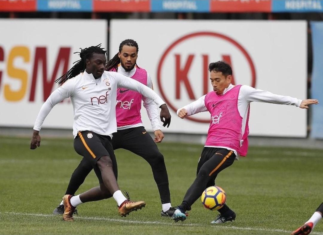 Yuto Nagatomo İlk Antrenmanına &Ccedil;ıktı