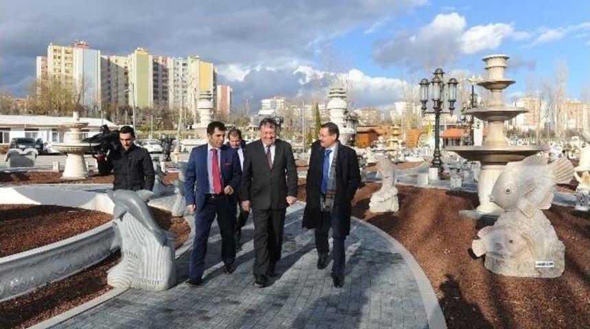 Başkan G&ouml;k&ccedil;ek, L&uuml;bliyana Heyetine Ankapark&rsquo;ı Gezdirdi