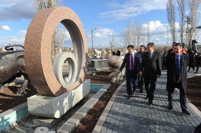 Başkan Gökçek, Lübliyana Heyetine Ankapark’ı Gezdirdi