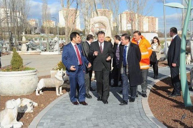 Başkan Gökçek, Lübliyana Heyetine Ankapark’ı Gezdirdi