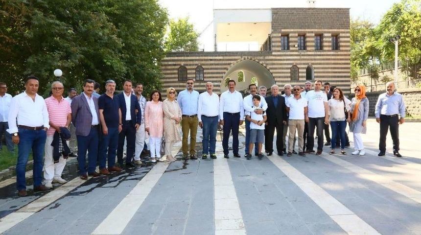 Başkan Ak&rsquo;ın Mardin Ve Diyarbakır Temasları