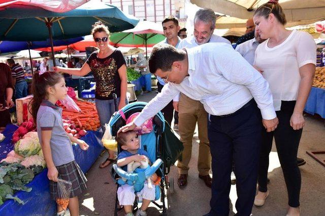 Başkan T&uuml;t&uuml;nc&uuml; Pazar Denetiminde 2