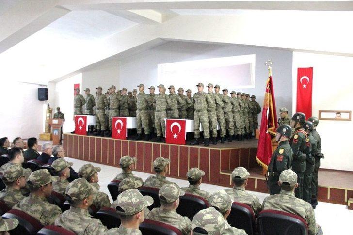 Alaşehir’de 106 Sözleşmeli Er Yemin Etti G3