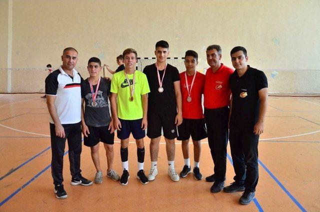 Badminton Altın Raketler Yüreğir İlçe Birinciliği