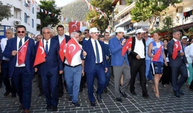 Kaş ta Dalış Şampiyonası Kortejle Başladı 2