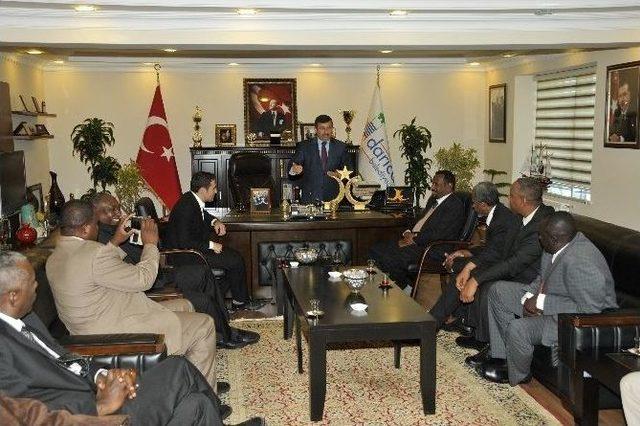 Başkan Karabacak Sudanlı Misafirlerini Ağırlardı 1