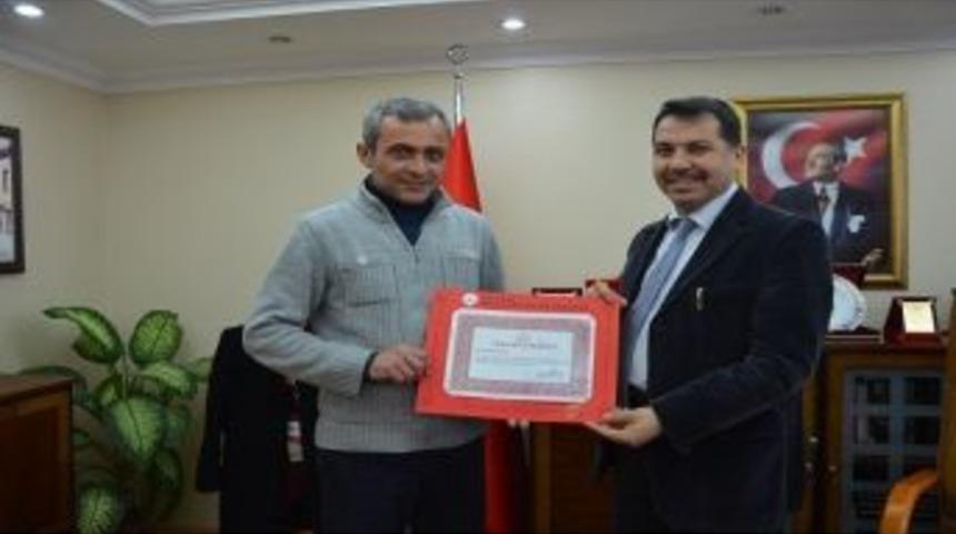 T&uuml;rk Hava Kurumu&rsquo;na Yardım Eden Personele Teşekk&uuml;r Belgesi