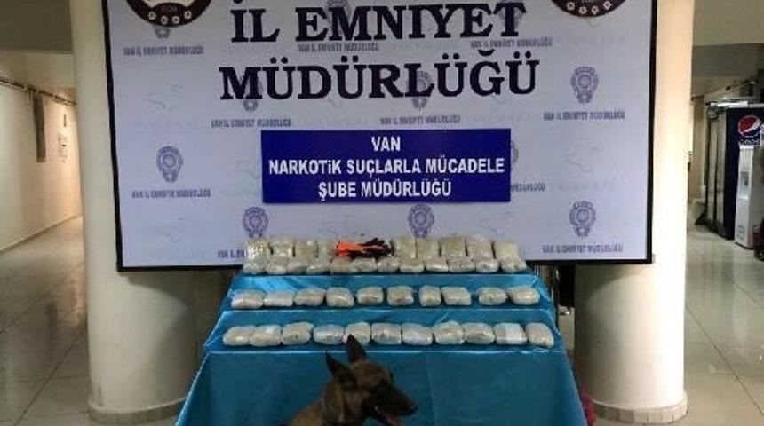 Van'da 22 Kilo Eroin Ele Ge&ccedil;irildi