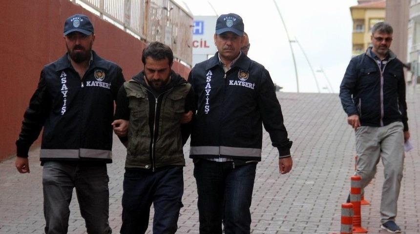 Kayseri&rsquo;de Telefonla 50 Bin Tl Dolandıran Şahıs Yakalandı