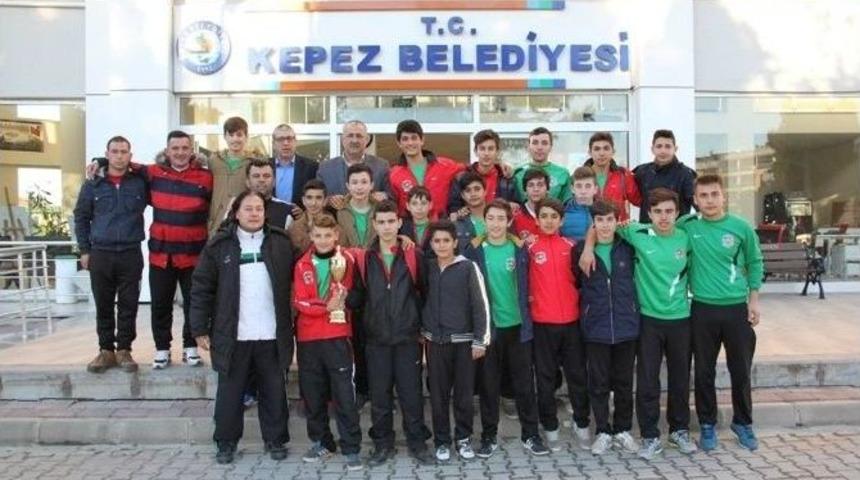 U-15 Ligi Şampiyonu Kepez