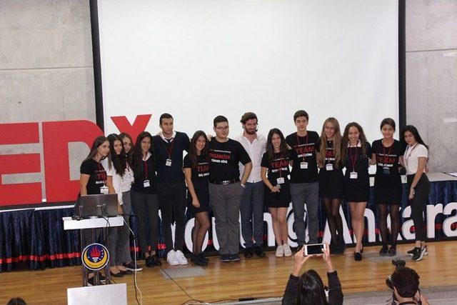 İlham Veren Konuşmacılar Hayat Değiştiren Fikirlerini Tedxyouth’ta Anlattı