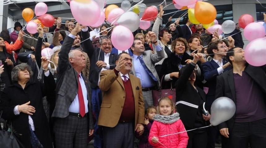 D&uuml;nya Kanser G&uuml;n&uuml;&rsquo;nde Hastalara Moral Ziyareti