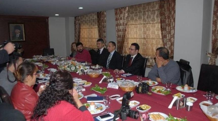 Baka&rsquo;nın Yeni Genel Sekreteri Burdur&rsquo;da Habercilerle Bir Araya Geldi