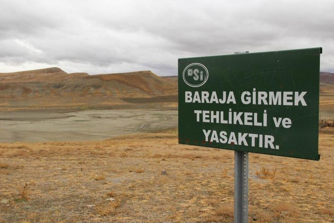 Kuraklık Barajı Kuruttu