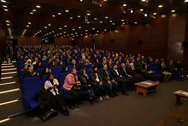 Tarih&ccedil;i Yazar Talha Uğurluel, Kağıthanelilere Kud&uuml;s&rsquo;&uuml; Anlattı 2