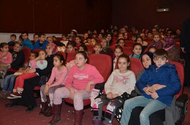 Bilecik’te 3 Bin Çocuk 15 Tatil Boyunca Çocuk Sinemasına Doydu