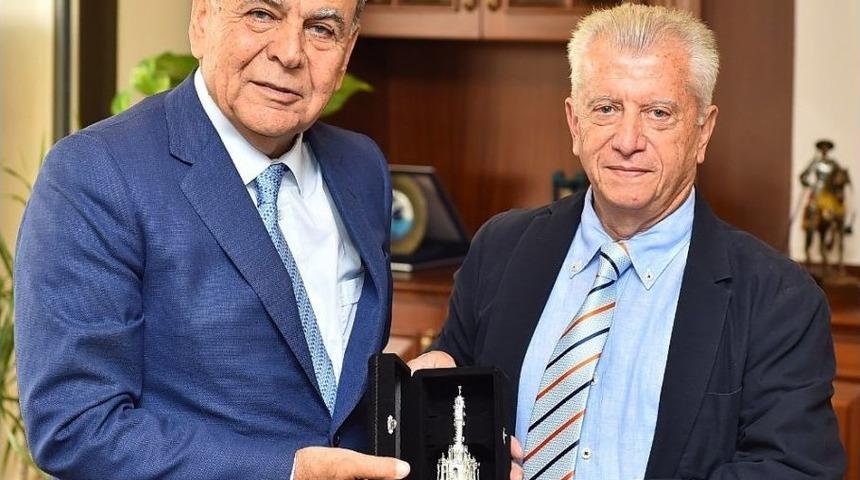 İzmir&rsquo;in "k&uuml;&ccedil;&uuml;k Kardeşi" Geldi