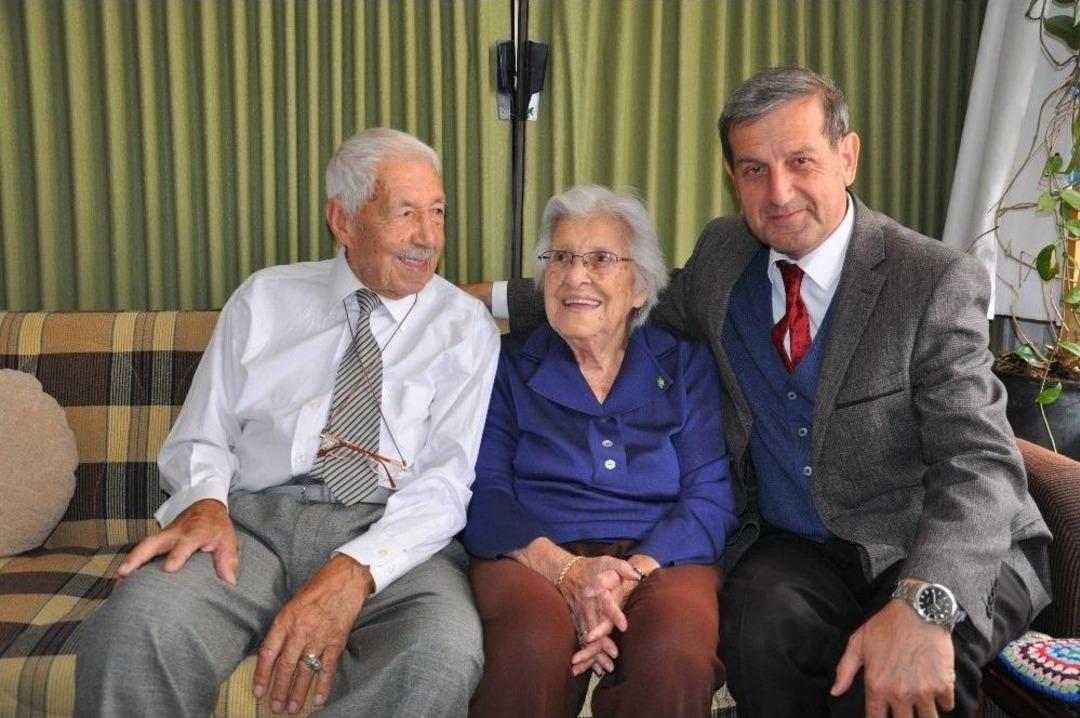 Başkan &Ouml;zkan, Yaşlıları Evlerinde Ziyaret Etti