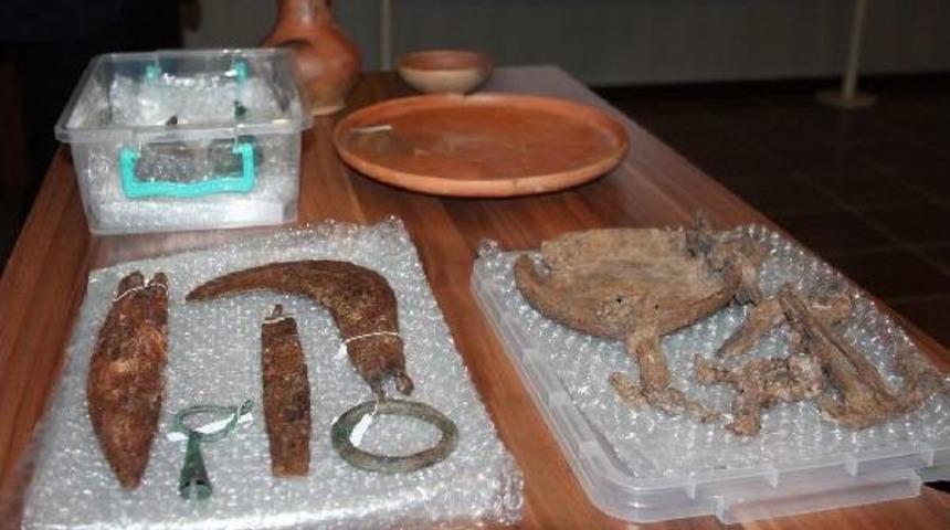 Prof. Dr. D&ouml;nmez: B&uuml;t&uuml;n K&uuml;lt&uuml;rler Kiracı, Biz Ev Sahibiyiz