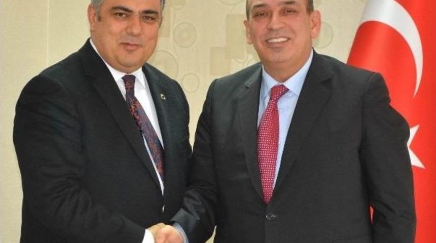 Başkan &Ouml;zg&uuml;ven: &ldquo;esnaf Toplumun Belkemiğidir&rdquo;