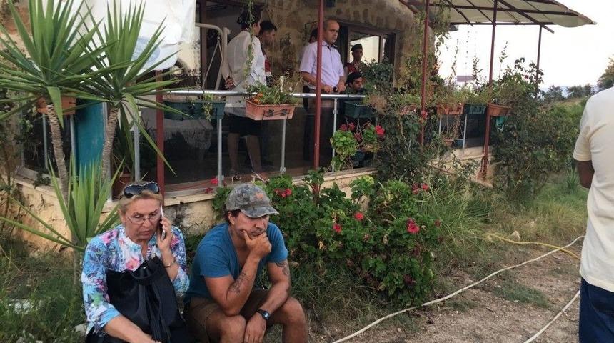 Rus Gelin Evinde &Ouml;l&uuml; Bulundu