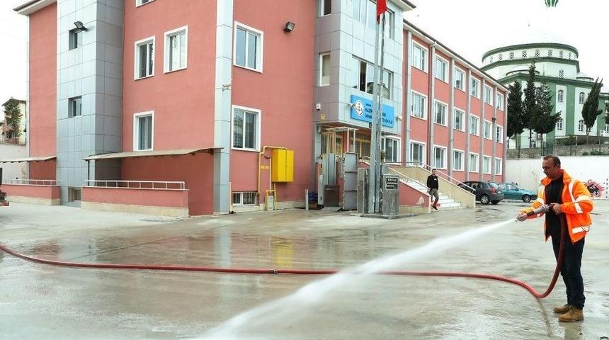 İlkadım&rsquo;da Okullar Temizlendi