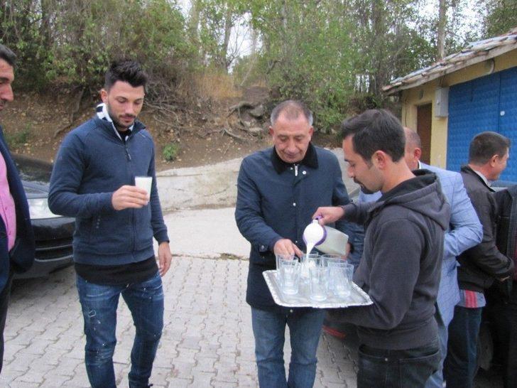 Beşiktaşlı Futbolcu Tolgay Arslan Köyünü Ziyaret Etti G3