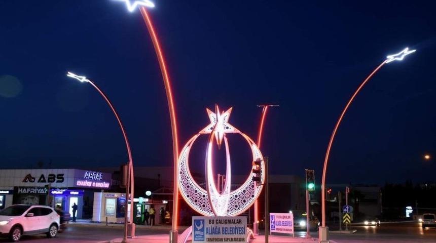 Ay-yıldız Aliağa&rsquo;ya &Ccedil;ok Yakıştı