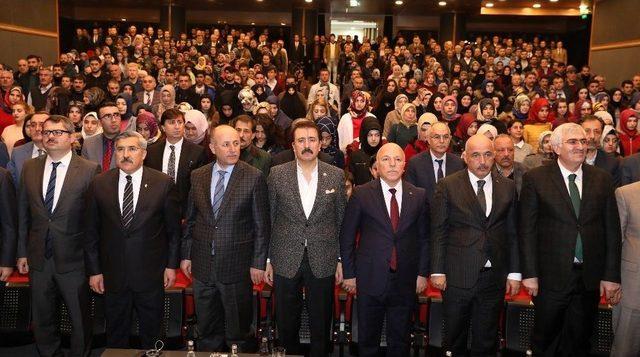 Türk Dünyasına Açılan Kapı: Erzurum